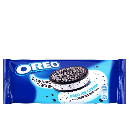 Ice Cream Sandwich With Cookie Pieces Oreo 110 ml.